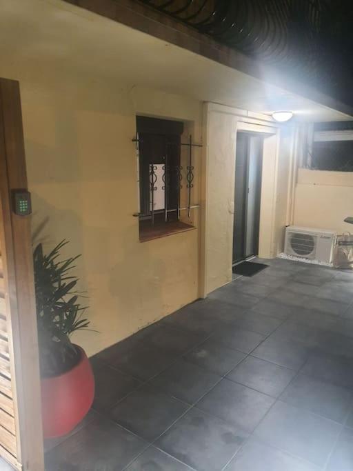 Superbe Appartement Avec Jacuzzi Et Exterieur 페르피냥 외부 사진