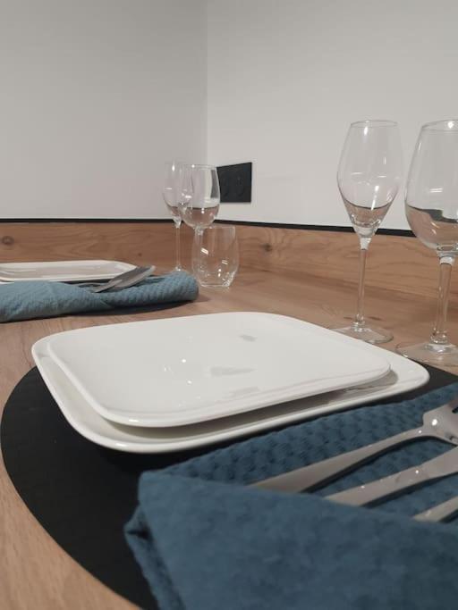 Superbe Appartement Avec Jacuzzi Et Exterieur 페르피냥 외부 사진