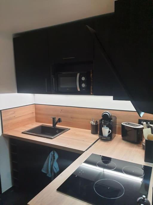 Superbe Appartement Avec Jacuzzi Et Exterieur 페르피냥 외부 사진
