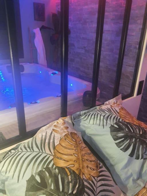 Superbe Appartement Avec Jacuzzi Et Exterieur 페르피냥 외부 사진