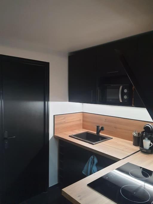 Superbe Appartement Avec Jacuzzi Et Exterieur 페르피냥 외부 사진