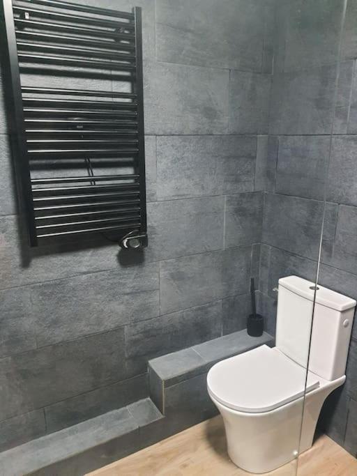 Superbe Appartement Avec Jacuzzi Et Exterieur 페르피냥 외부 사진